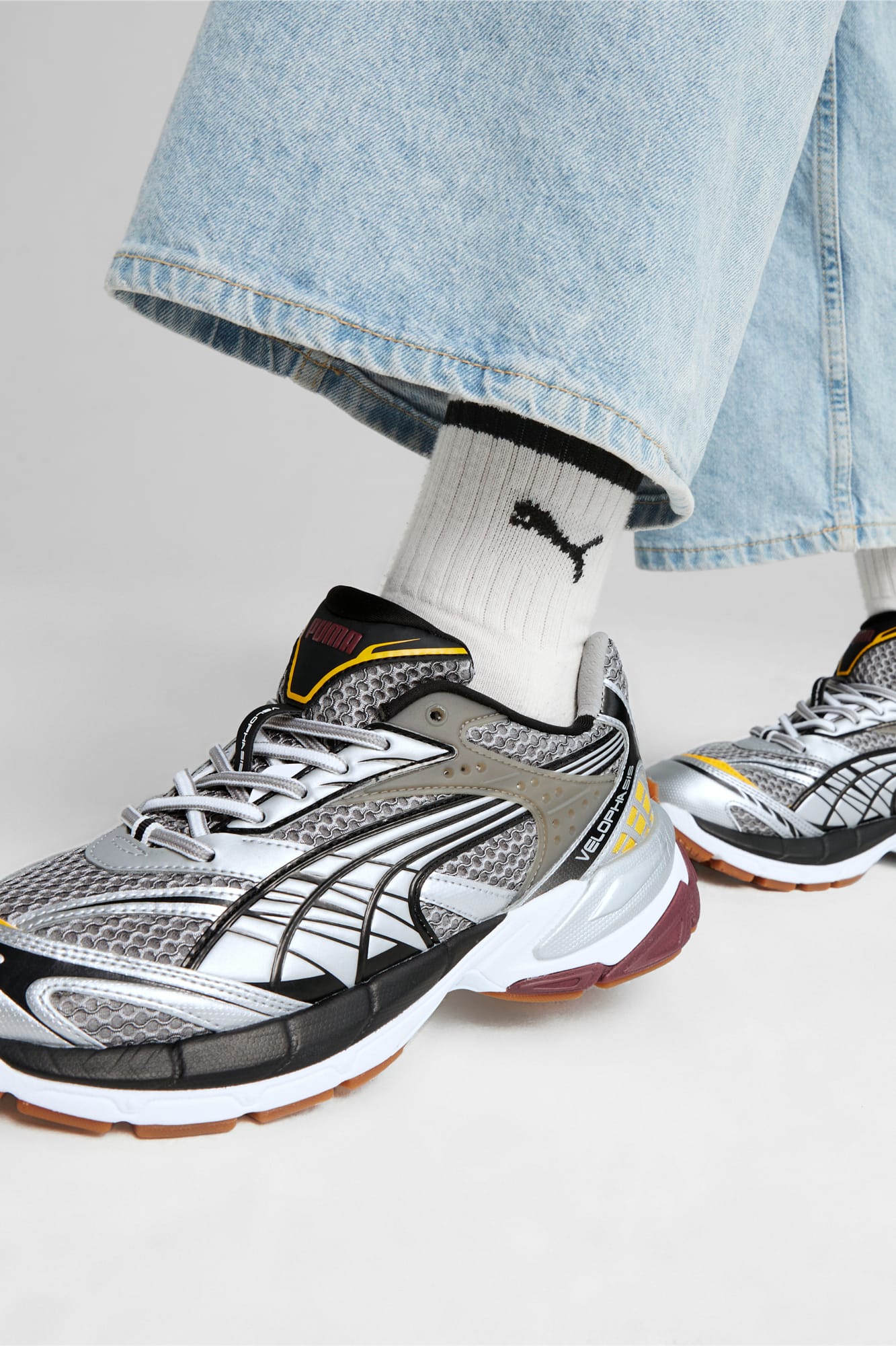 (image for) Unique Influence Velophasis Phased Sneakers